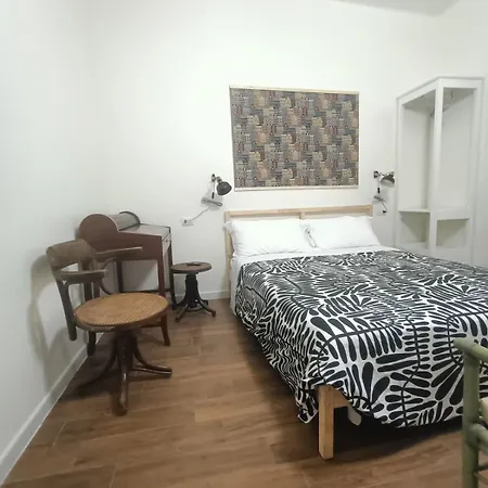 Casa Renata -charming Loggia Apartment *