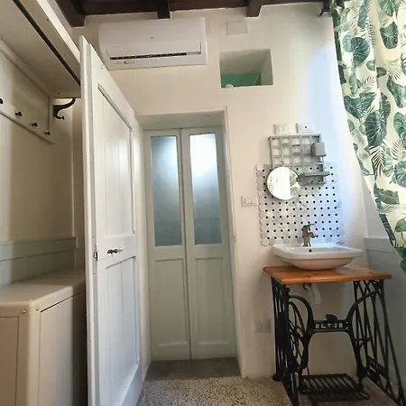 Casa Renata -charming Loggia * Bologna